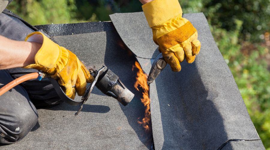 Professional residential roofers in Yosemite, KY